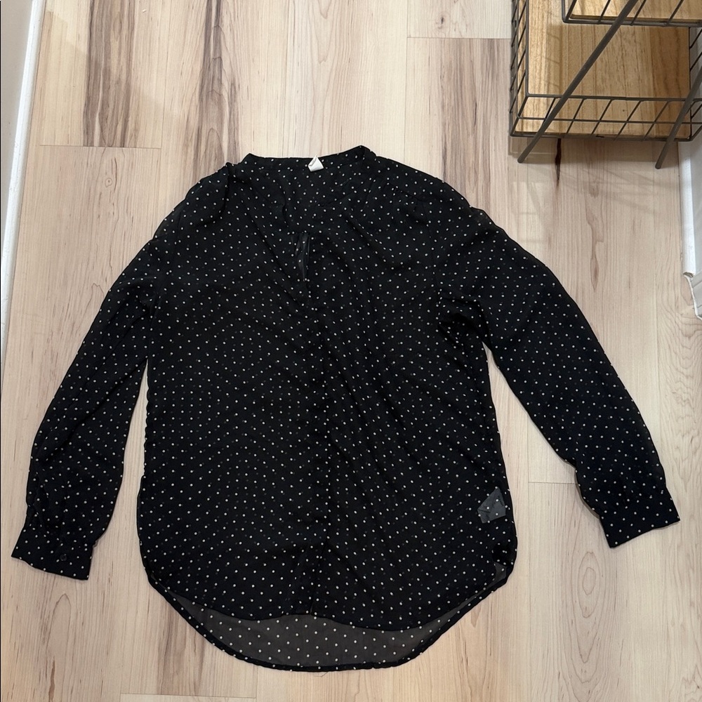 Old Navy Black White Polka Dot Chiffon Button Blouse Women’s M